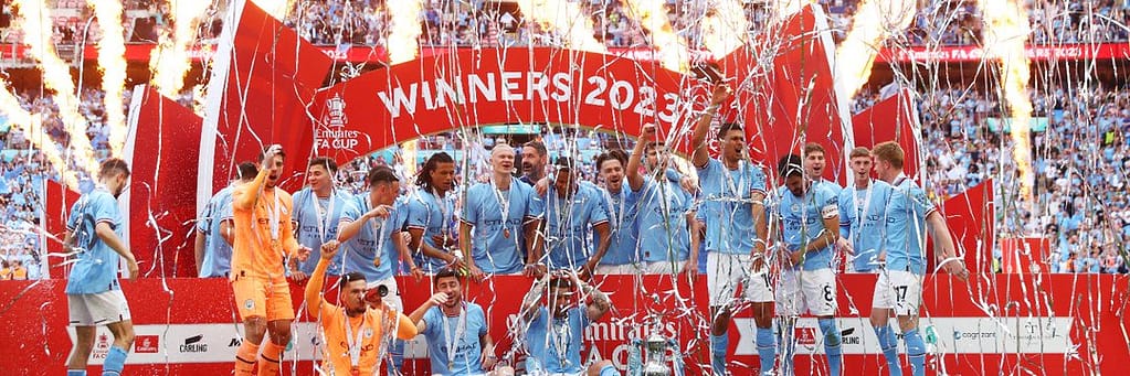 Manchester City beat Man United 2-1 to win FA Cup